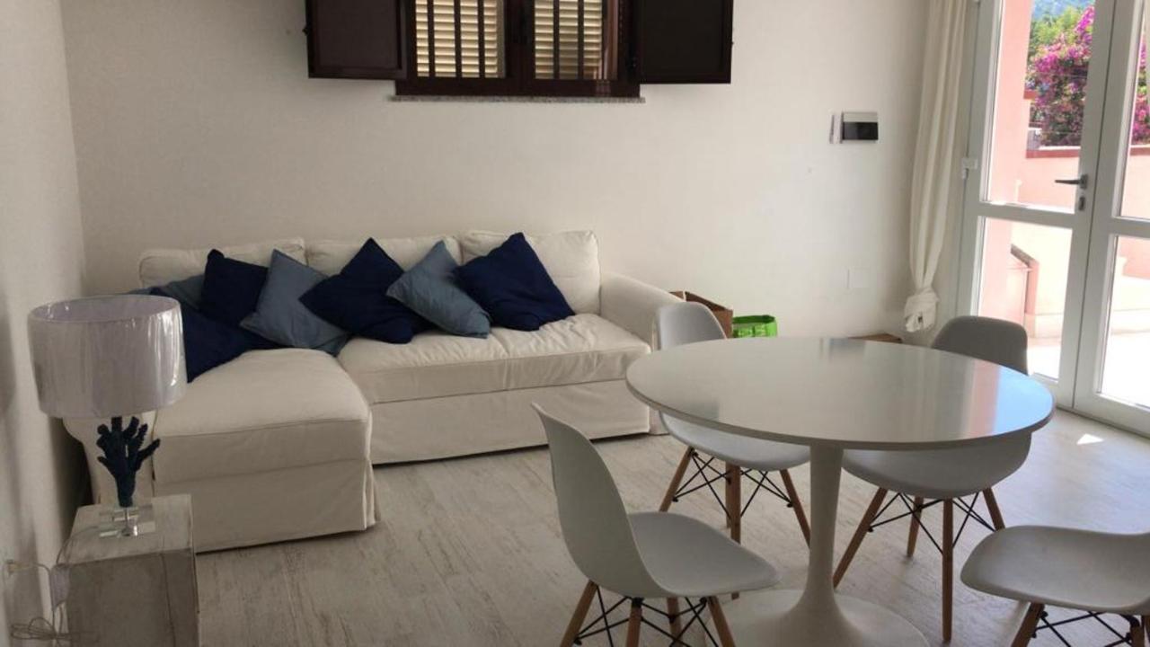 Beach House Tanaunella Exterior foto