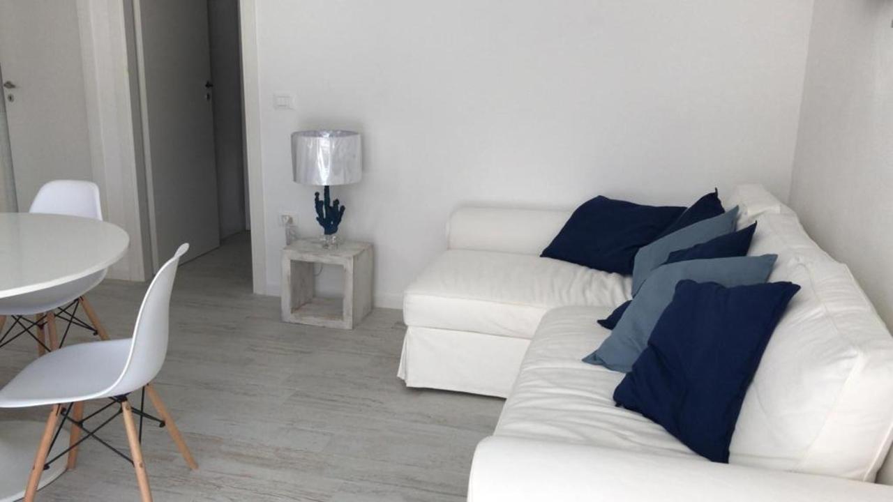 Beach House Tanaunella Exterior foto